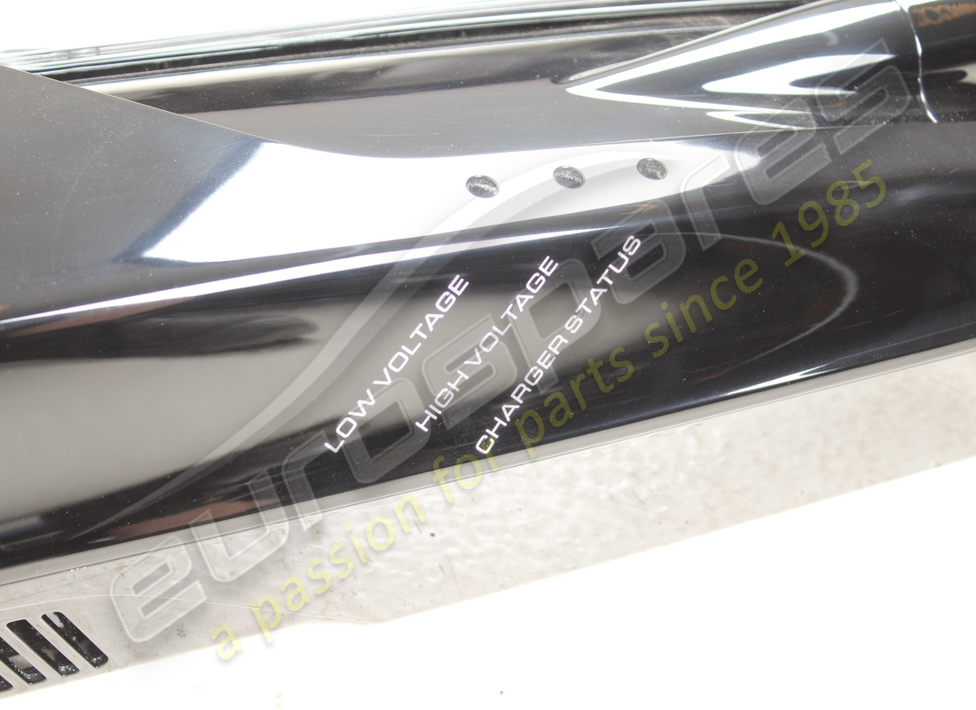 nouveau chargeur de batterie ferrari. numéro de pièce 303911 (4)