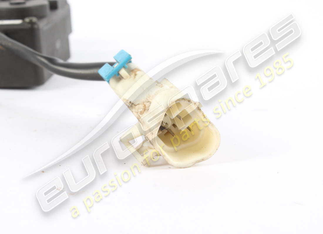 utilisé ferrari soupape lh tgk. numéro de pièce 67444900 (3)