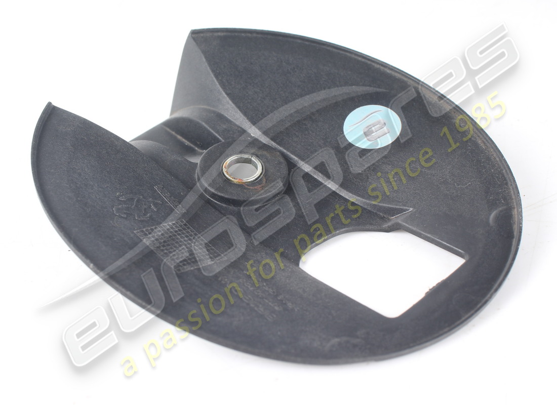 COUVERCLE INTÉRIEUR DE FERRARI UTILISÉ POUR LE REMPLISSAGE DE CARBURANT. NUMÉRO DE PIÈCE 87740700 (3) couvercle intérieur de ferrari utilisé pour le remplissage de carburant. numéro de pièce 87740700 (3)