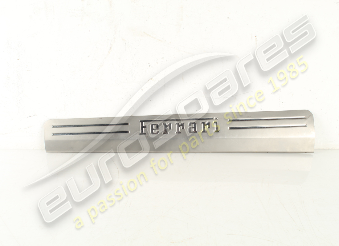 UTILISÉ Ferrari PLAQUE DE PIED DROIT. NUMÉRO DE PIÈCE 81361800 (1)