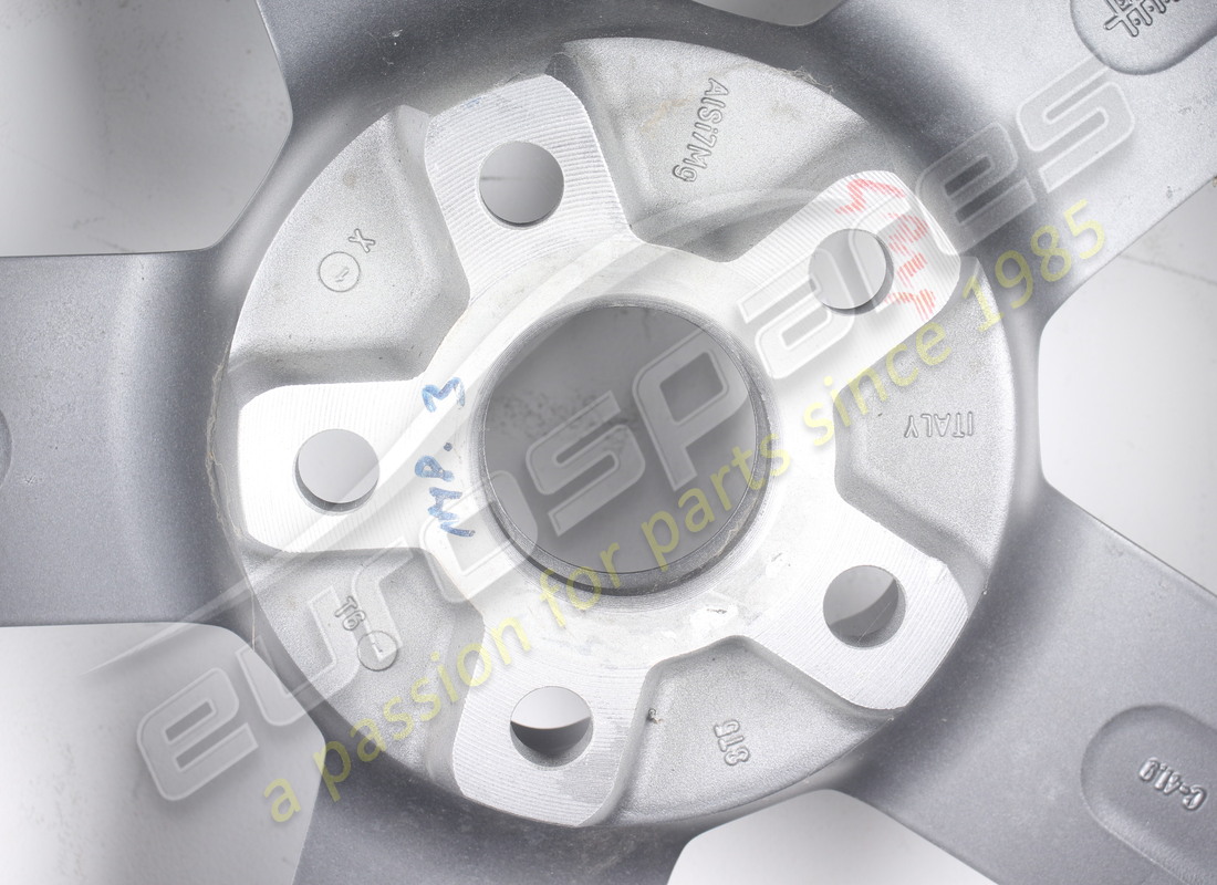 NOUVEAU (AUTRE) LAMBORGHINI JANTE CASSIOPEA TITANIO ANT. NUMÉRO DE PIÈCE 400601017M (4) nouveau (autre) lamborghini jante cassiopea titanio ant. numéro de pièce 400601017m (4)