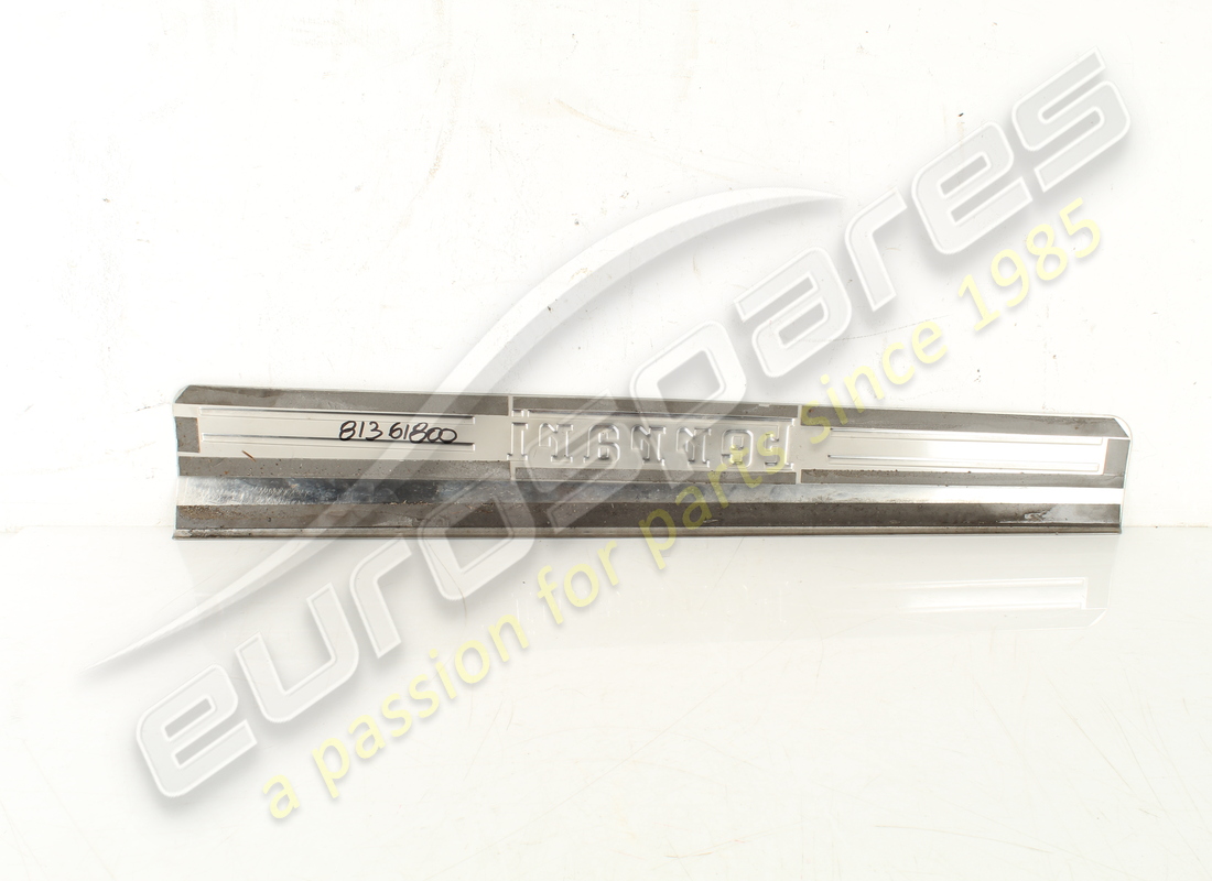 utilisé ferrari plaque de pied droite. numéro de pièce 81361800 (2)