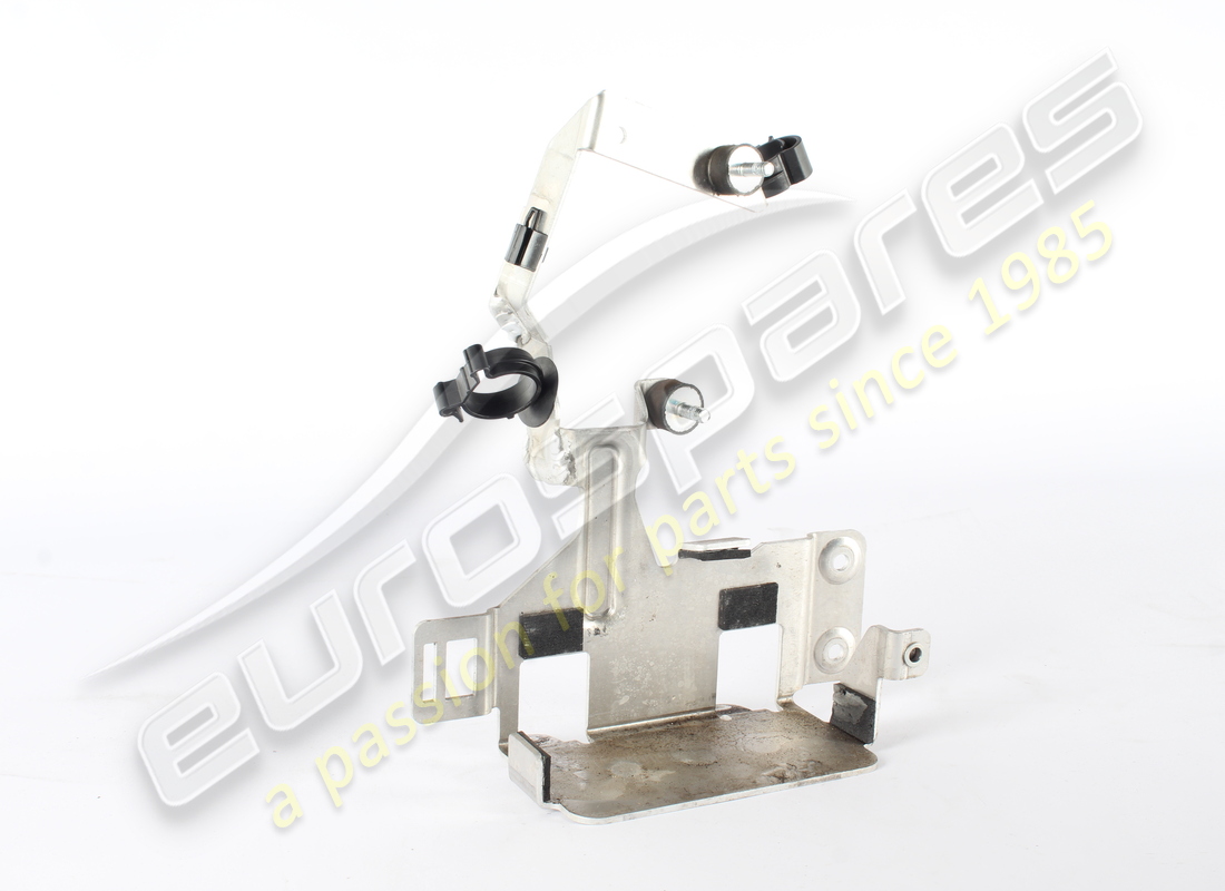 REFROIDISSEUR STAFFA SOSTEGNO Ferrari UTILISÉ. NUMÉRO DE PIÈCE 848233 (1)