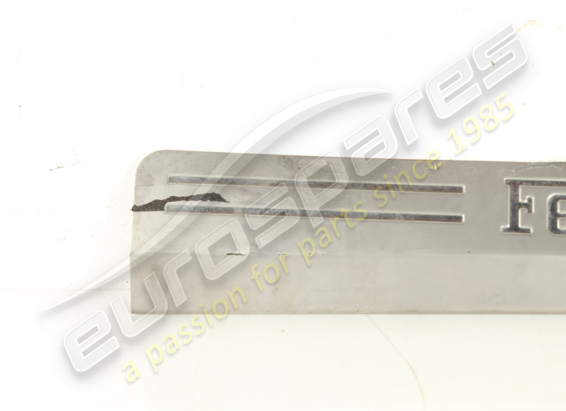 UTILISÉ Ferrari PLAQUE DE PIED GAUCHE. NUMÉRO DE PIÈCE 81362300 (1)