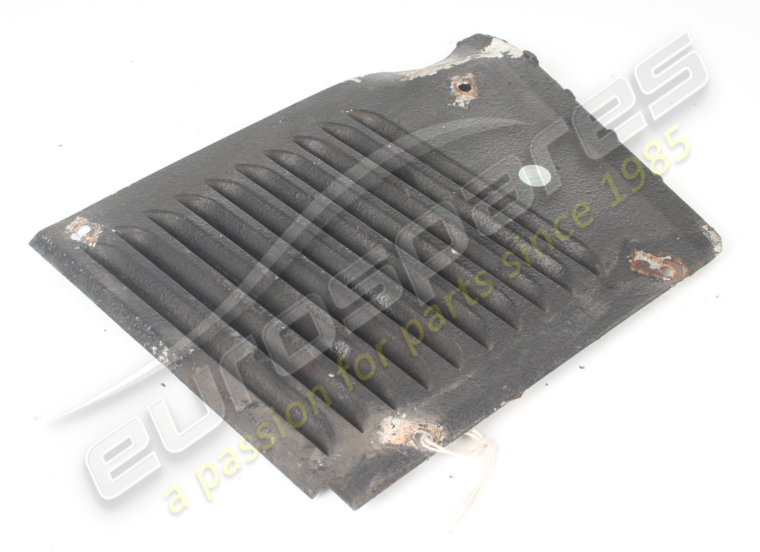 CALANDRE INTÉRIEURE D'AILE AVANT GAUCHE D'OCCASION. RÉFÉRENCE : 62492400 (1) calandre intérieure d'aile avant gauche d'occasion. référence : 62492400 (1)