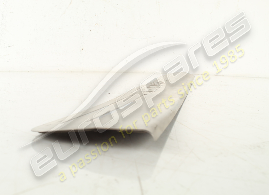 utilisé ferrari plaque de pied droite. numéro de pièce 81361800 (2)