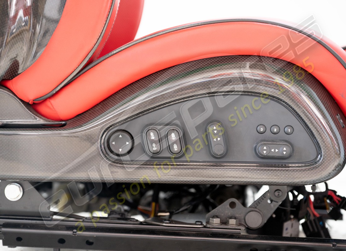 used ferrari carbon seats (rhd). part number eap1552588 (5)