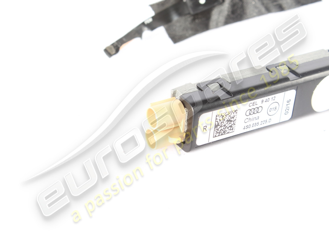 utilisé lamborghini amplificateur d'antenne fm/dab ece. numéro de pièce 4s0035225d (2)