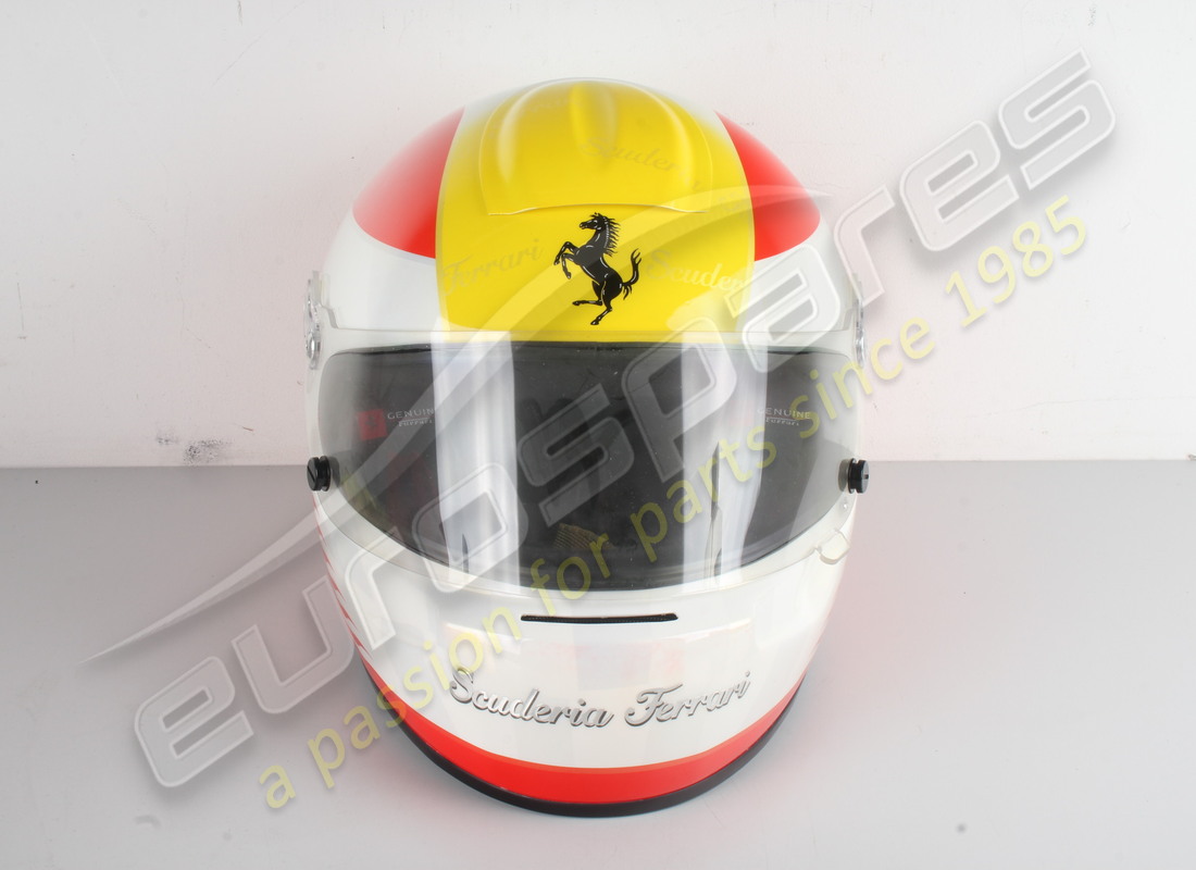 NOUVEAU FERRARI GRAND FERRARI CASQUE AVEC SAC. NUMÉRO DE PIÈCE 95993182 (1) nouveau ferrari grand ferrari casque avec sac. numéro de pièce 95993182 (1)