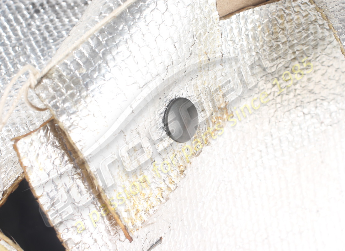 FERRARI BOUCLIER THERMIQUE UTILISÉ. NUMÉRO DE PIÈCE 769500 (4) ferrari bouclier thermique utilisé. numéro de pièce 769500 (4)