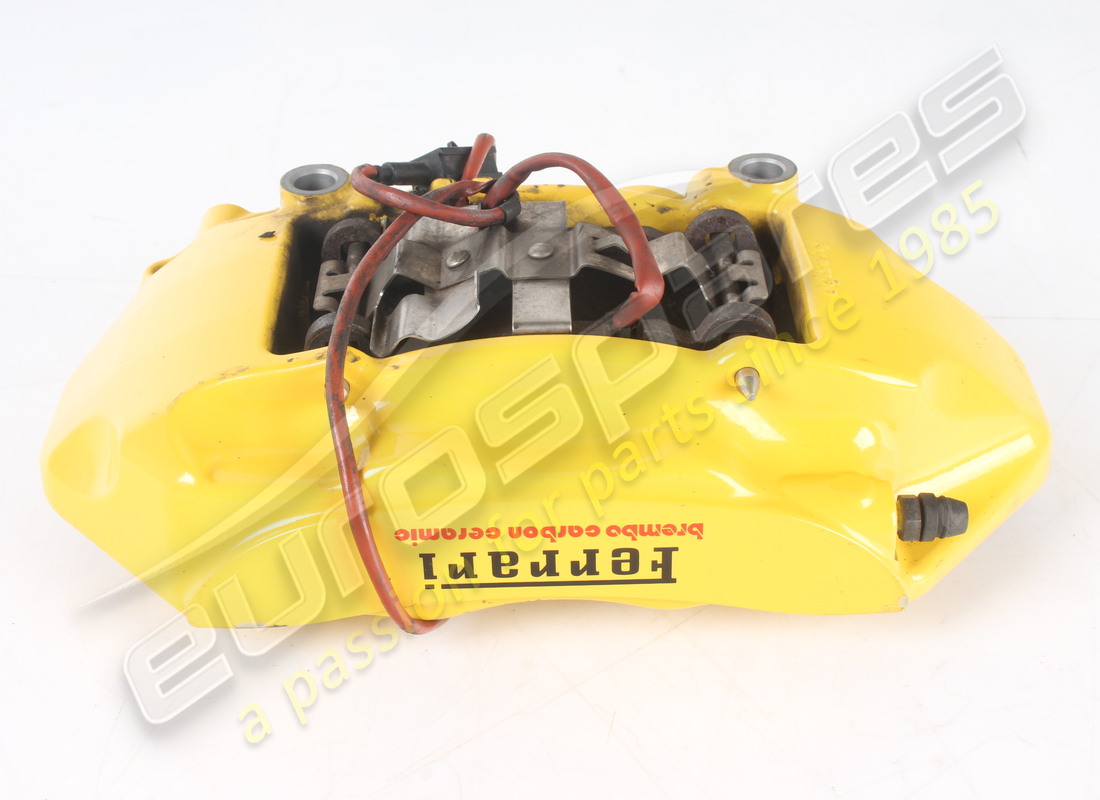 UTILISÉ Ferrari ÉTRIER ARRIÈRE GAUCHE AVEC PLAQUETTES. NUMÉRO DE PIÈCE 336052 (1) UTILISÉ Ferrari ÉTRIER ARRIÈRE GAUCHE AVEC PLAQUETTES. NUMÉRO DE PIÈCE 336052 (1)