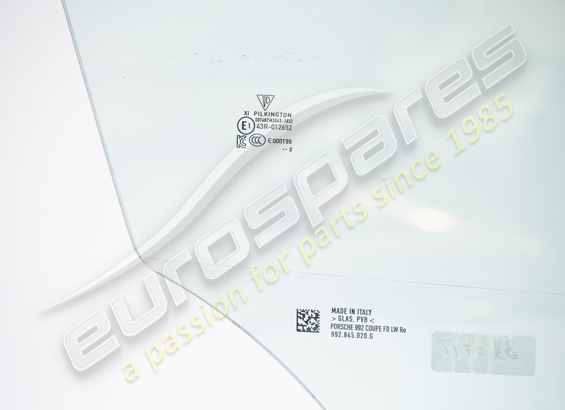 fenêtre de porte d'occasion porsche. numéro de pièce 992845020g (2)