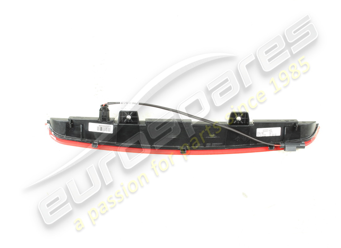 nouveau feu stop supplémentaire maserati. numéro de pièce 675001952 (2)