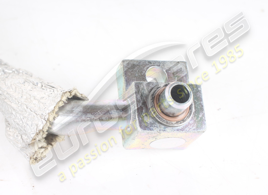 tuyau ferrari utilisé du compresseur à l'unde. numéro de pièce 86240500 (3)