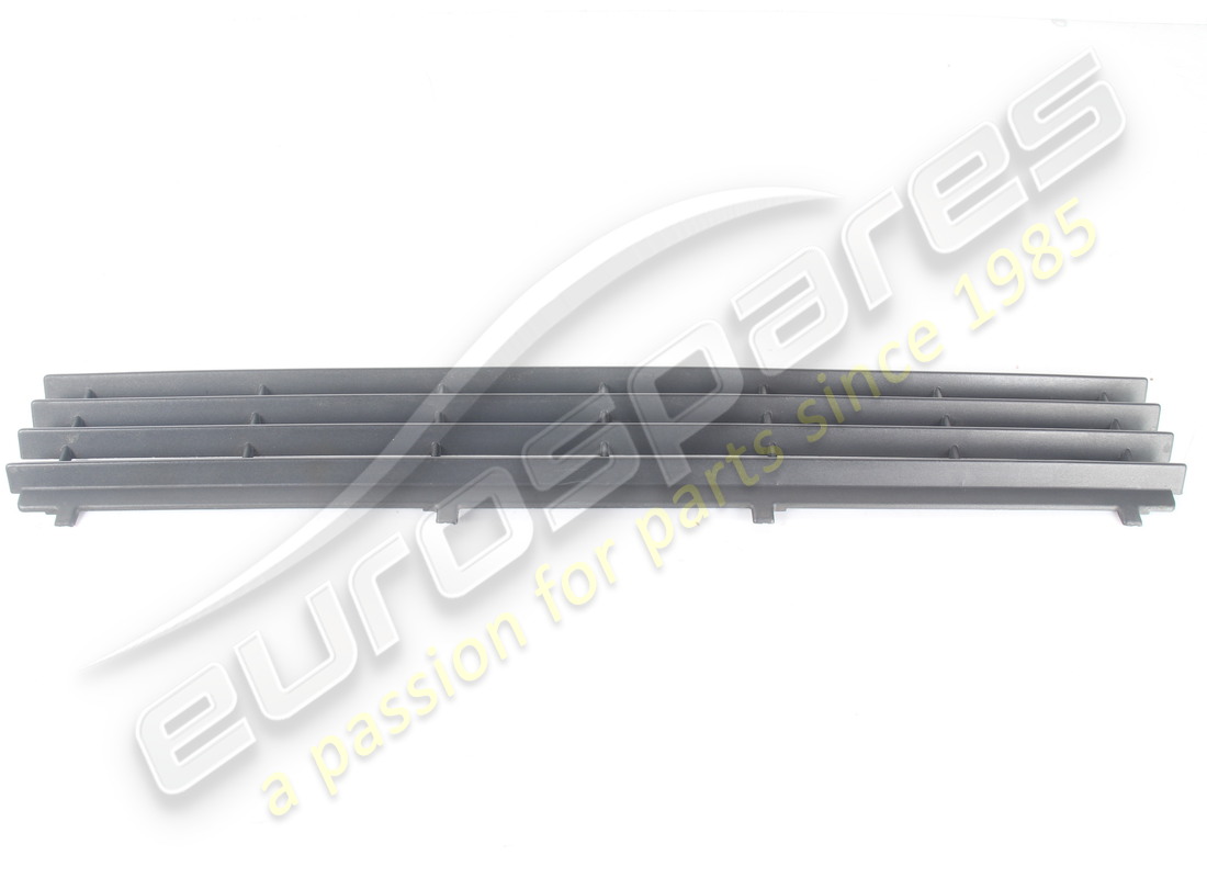 USED MASERATI REAR CENTRAL GRILL 4P90. PART NUMBER 376300646 (2) used maserati rear central grill 4p90. part number 376300646 (2)