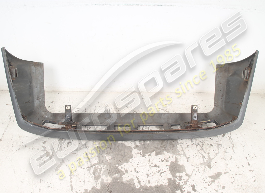 PARE-CHOCS ARRIÈRE COMPLET D'OCCASION MASERATI. RÉFÉRENCE 376300202 (2) pare-chocs arrière complet d'occasion maserati. référence 376300202 (2)