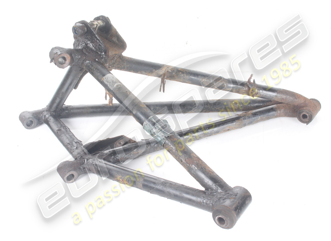 BRAS DE SUSPENSION ARRIÈRE DROIT D'OCCASION Maserati . RÉFÉRENCE 377000102 (1)