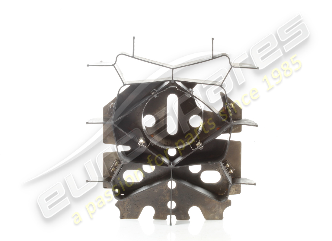 protection de déflecteur de carter d'huile d'occasion maserati. référence 585011000 (1)