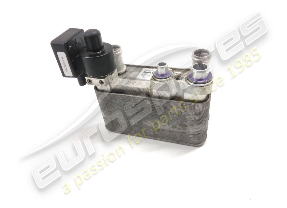 REFROIDISSEUR D'OCCASION Ferrari TAILLE 4 CON EXV. NUMÉRO DE PIÈCE 817608 (1)
