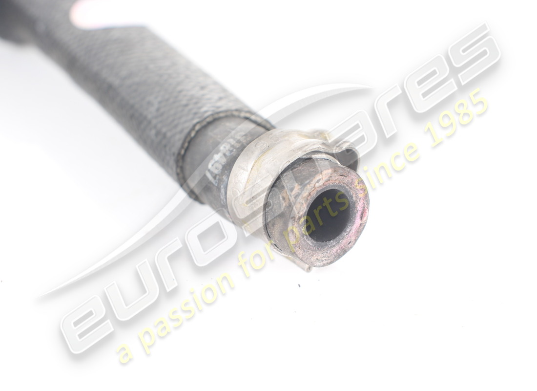 ferrari tuyau en caoutchouc utilisé. numéro de pièce 318497 (2)