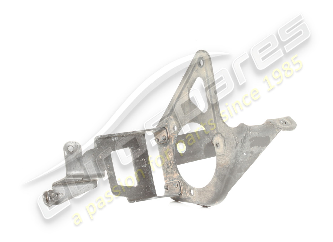 utilisé le support ferrari. numéro de pièce 309070 (2)