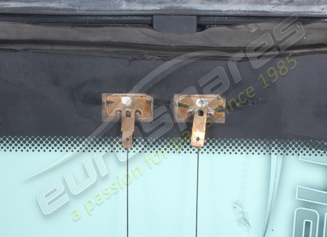 UTILISÉ MASERATI FENÊTRE ARRIÈRE. NUMÉRO DE PIÈCE 387700600 (5) utilisé maserati fenêtre arrière. numéro de pièce 387700600 (5)