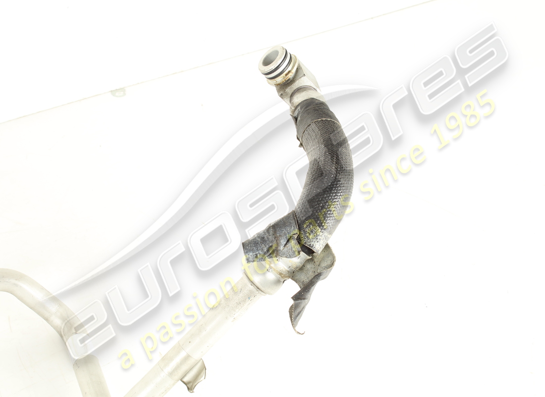 tuyau d'administration d'eau de ferrari utilisé. numéro de pièce 330917 (2)