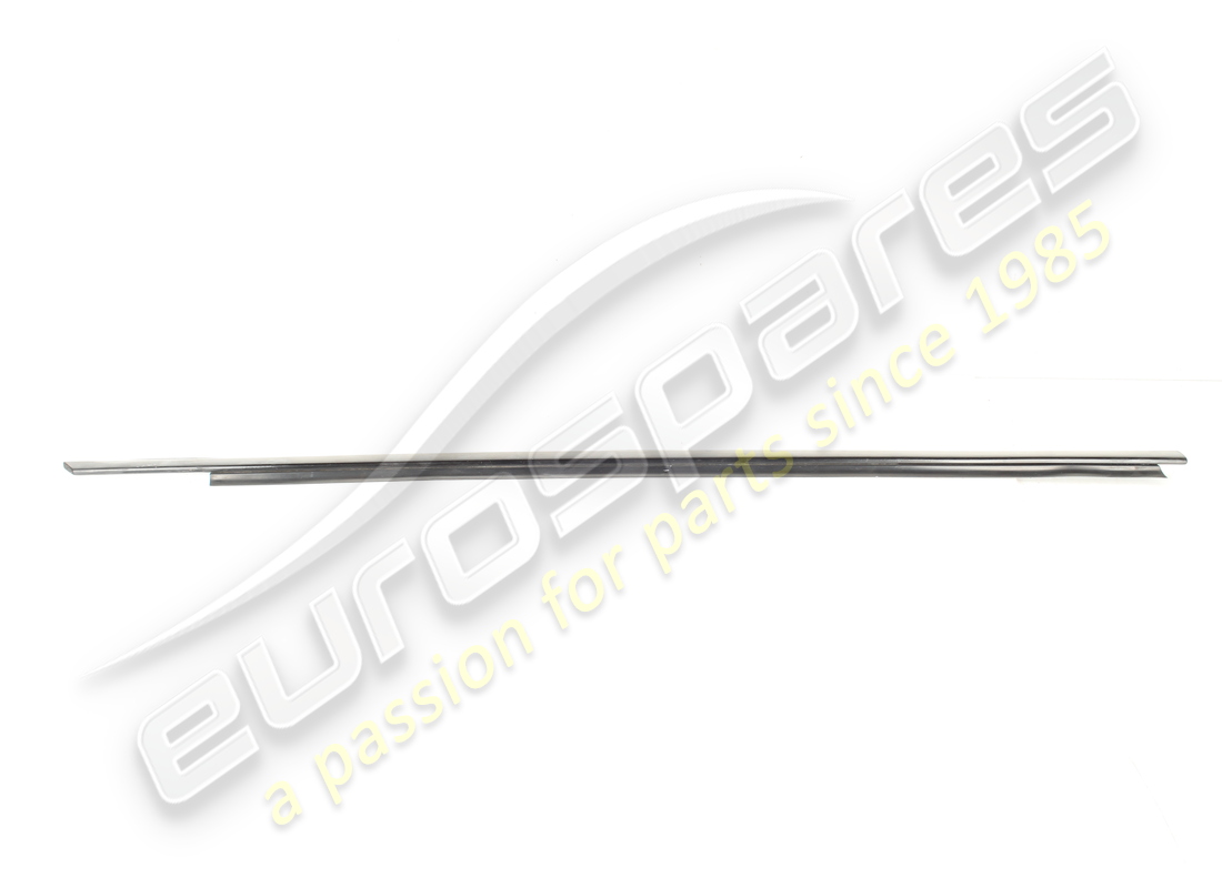 joint d'étanchéité côté droit usagé ferrari. numéro de pièce 60635300 (1)