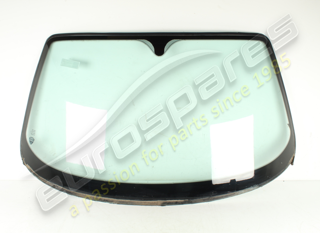 DAMAGED MASERATI WINDSCREEN. PART NUMBER 387700300 (2) damaged maserati windscreen. part number 387700300 (2)