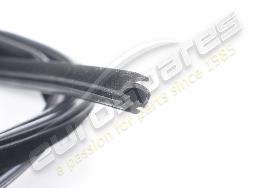 nouveau joint porsche. numéro de pièce 99356252700 (2)