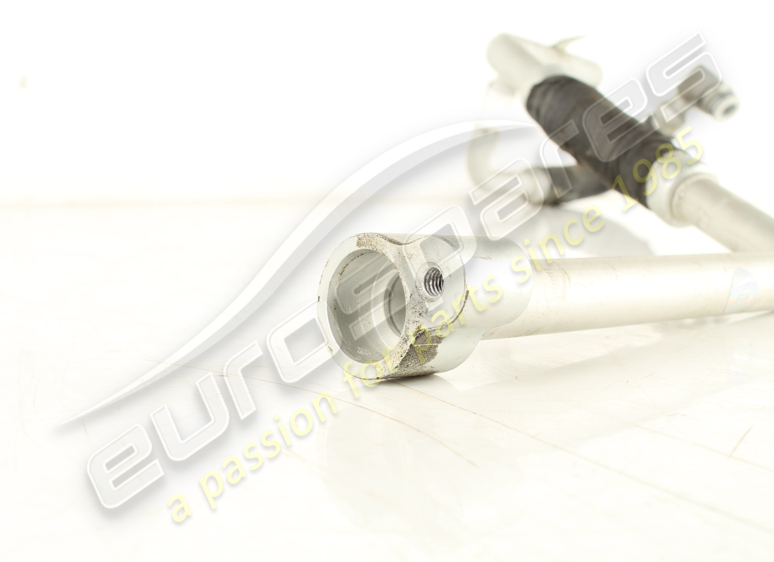 TUYAU DE RETOUR D'EAU FERRARI UTILISÉ. NUMÉRO DE PIÈCE 330934 (4) tuyau de retour d'eau ferrari utilisé. numéro de pièce 330934 (4)