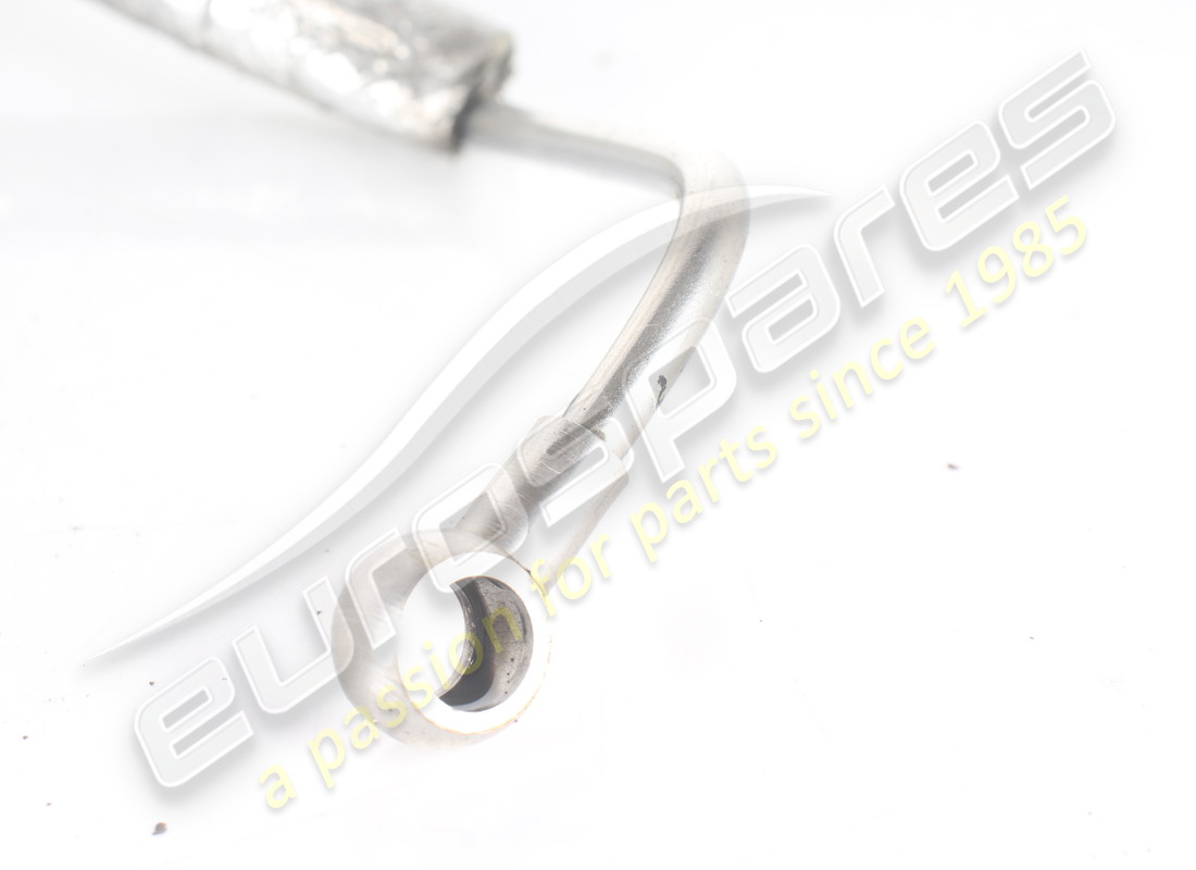 tuyau de livraison d'huile ferrari utilisé au turb gauche. numéro de pièce 337131 (3)