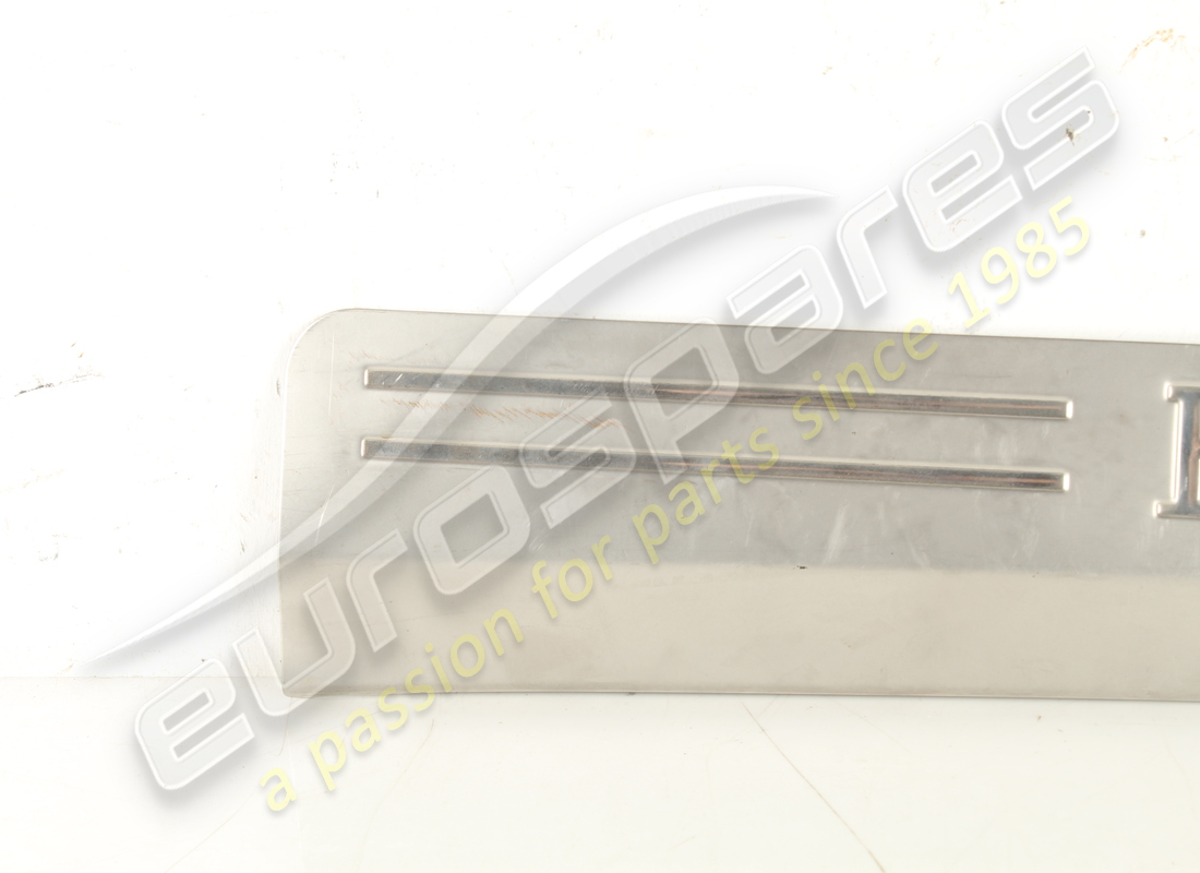 UTILISÉ FERRARI PLAQUE DE PIED LH. NUMÉRO DE PIÈCE 81362300 (2) utilisé ferrari plaque de pied lh. numéro de pièce 81362300 (2)