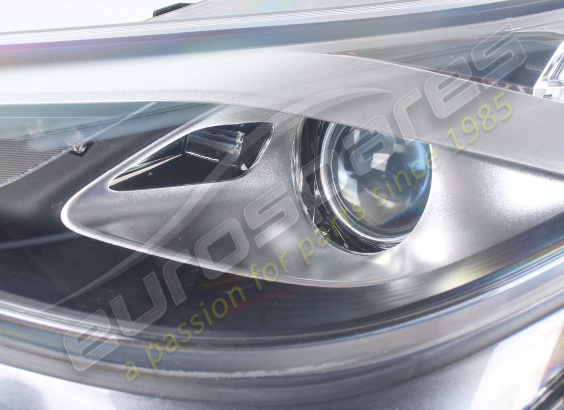 PHARE AVANT GAUCHE BI-XÉNON AFS D'OCCASION FERRARI. NUMÉRO DE PIÈCE 329981 (2) phare avant gauche bi-xénon afs d'occasion ferrari. numéro de pièce 329981 (2)