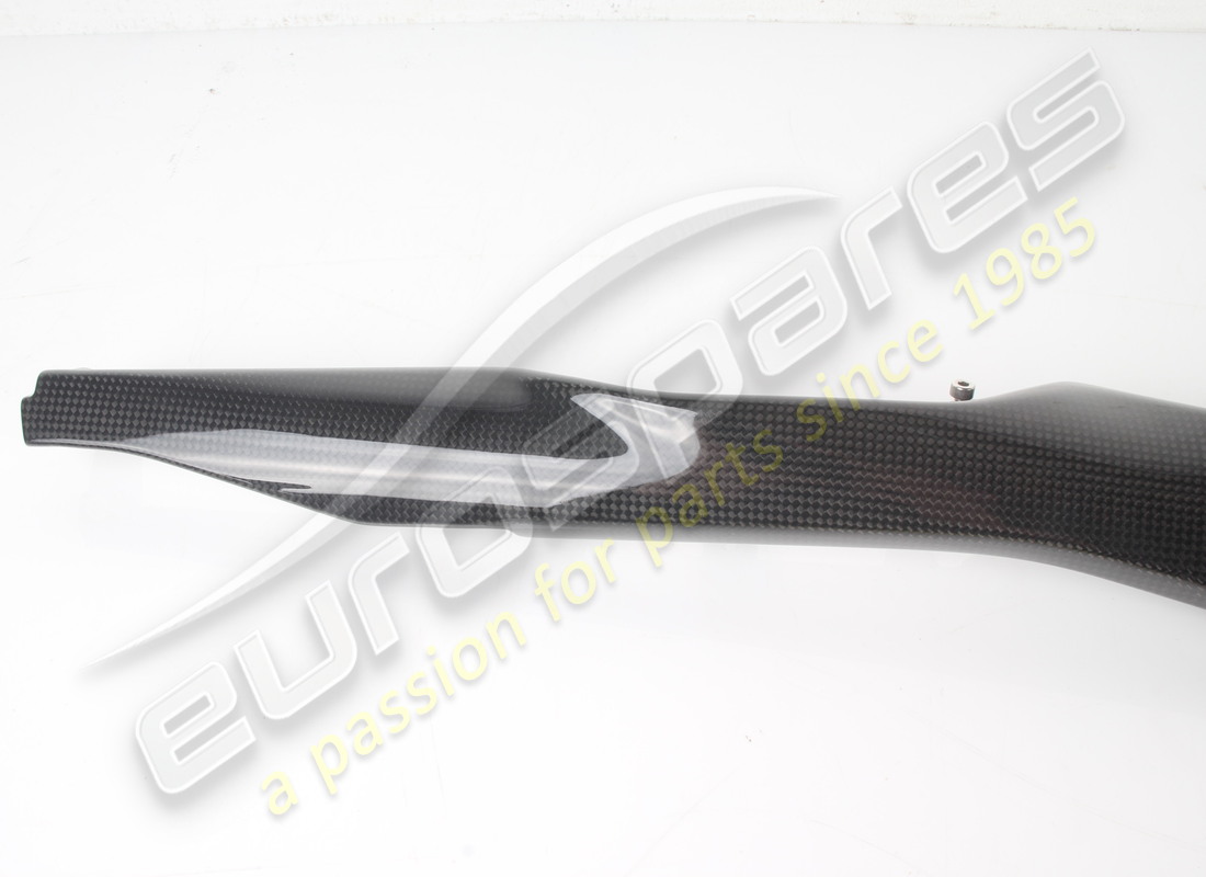 utilisé ferrari mobiletto ant. sup.dx carbone. numéro de pièce 791066 (2)
