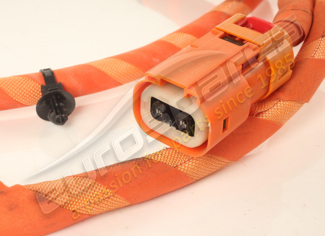 utilisé ferrari nodo y. numéro de pièce 832663 (3)