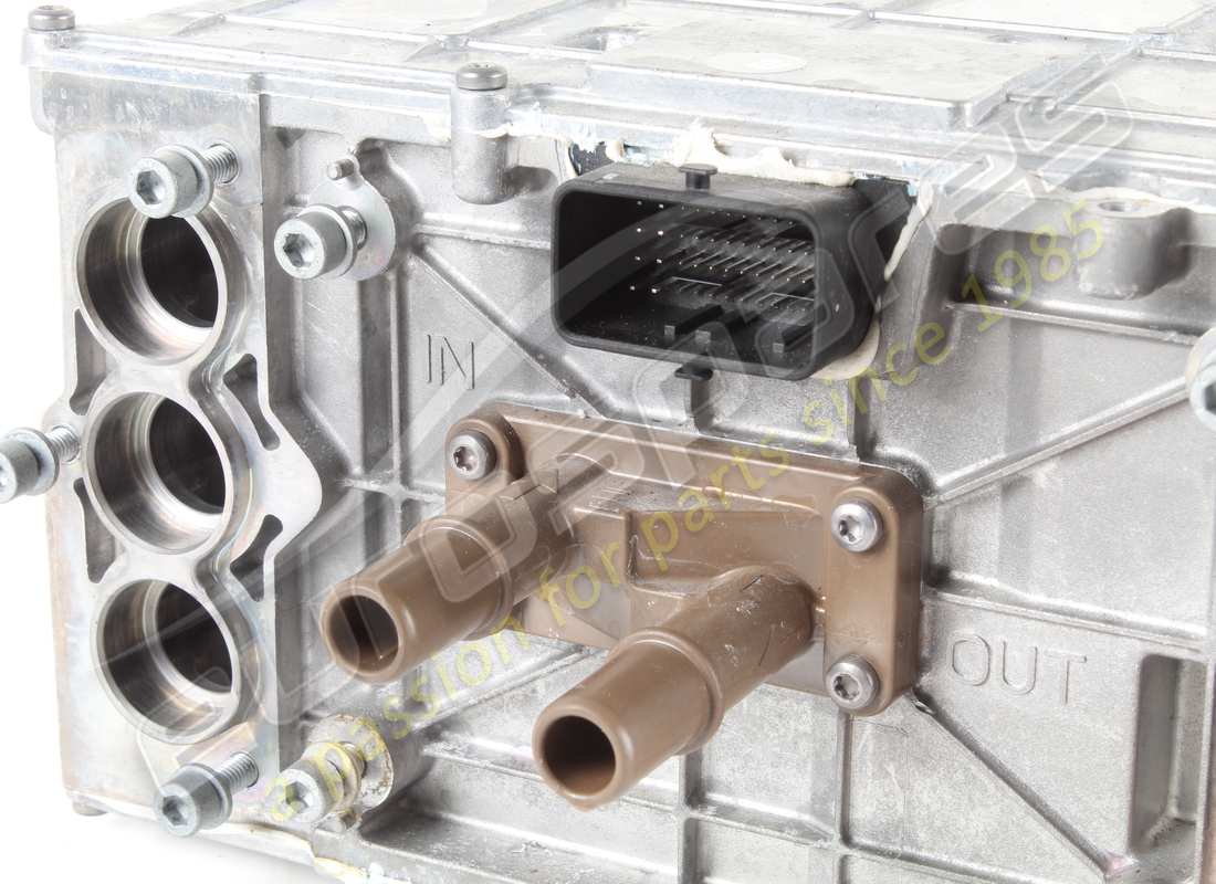 ONDULEUR DE LOGEMENT D'OCCASION FERRARI P2 LIV D. NUMÉRO DE PIÈCE 805892 (2) onduleur de logement d'occasion ferrari p2 liv d. numéro de pièce 805892 (2)