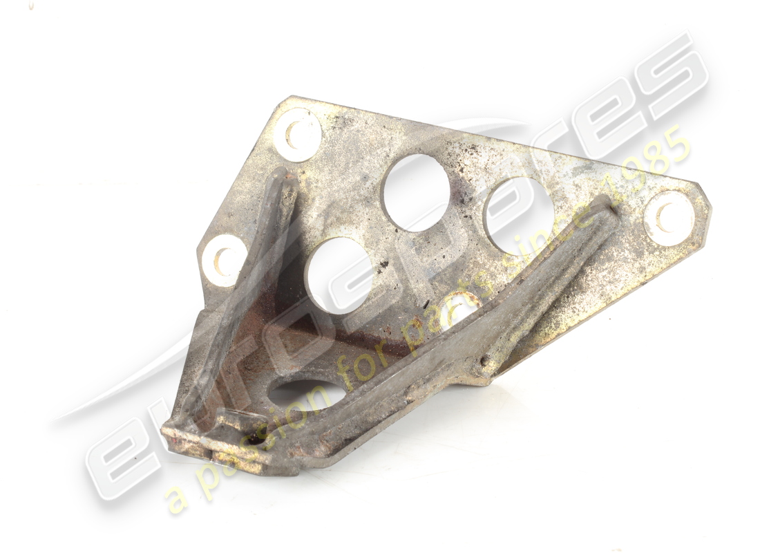 SUPPORT MOTEUR DROIT D'OCCASION Maserati. NUMÉRO DE PIÈCE 384200104 (1)