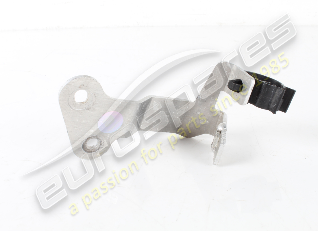 UTILISÉ Ferrari STAFFA SOSTEGNO VALVOLA TEV . NUMÉRO DE PIÈCE 792077 (1) UTILISÉ Ferrari STAFFA SOSTEGNO VALVOLA TEV . NUMÉRO DE PIÈCE 792077 (1)