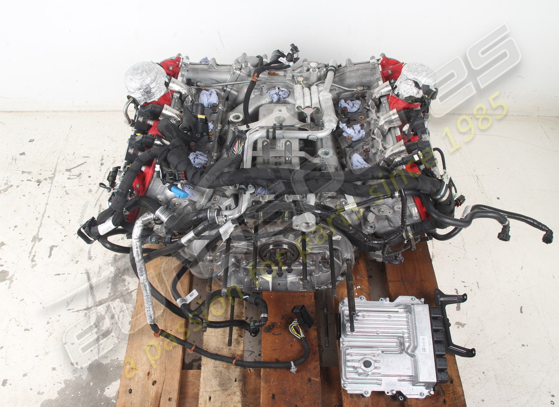 moteur ferrari 296 utilisé. numéro de pièce 985000364 (3)