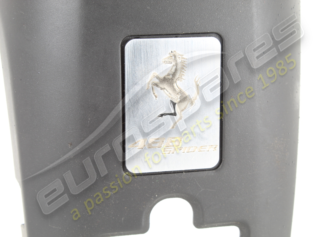 utilisé ferrari shie cosmétique centrale complète. numéro de pièce 86921700 (2)