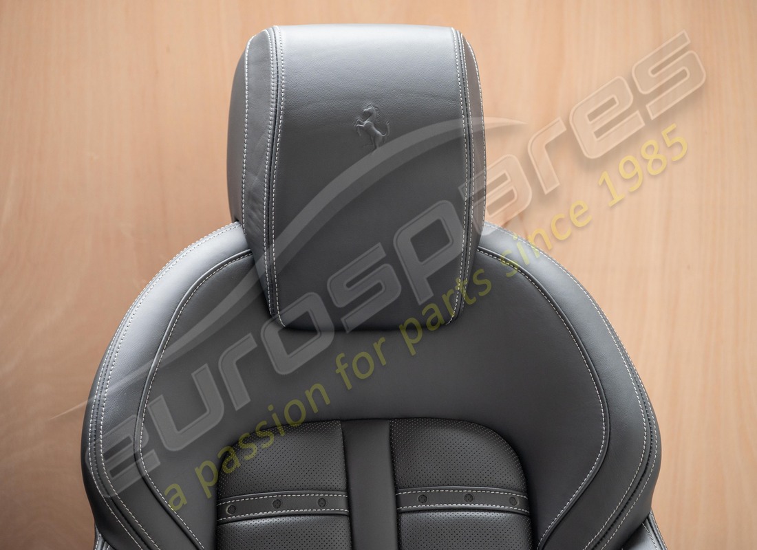 ensemble de sièges complet d'occasion eurospares. numéro de pièce eap1558688 (3)