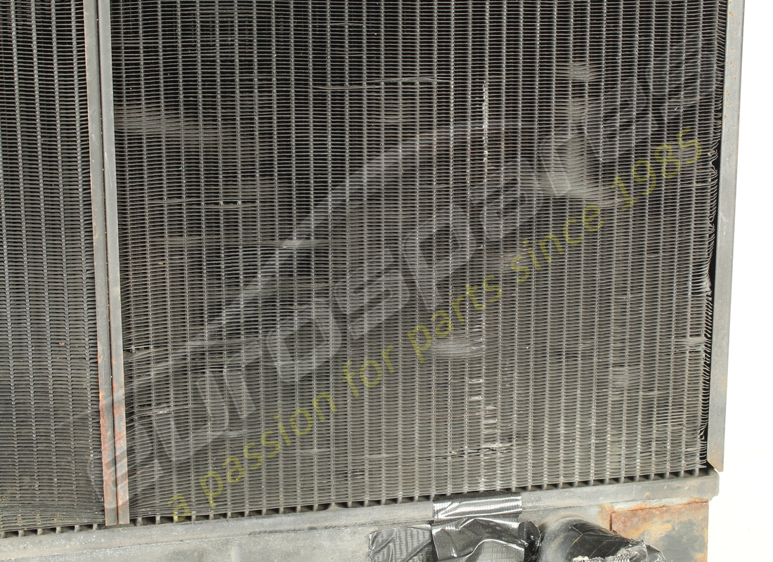 radiateur à eau ferrari utilisé. numéro de pièce 116287 (2)