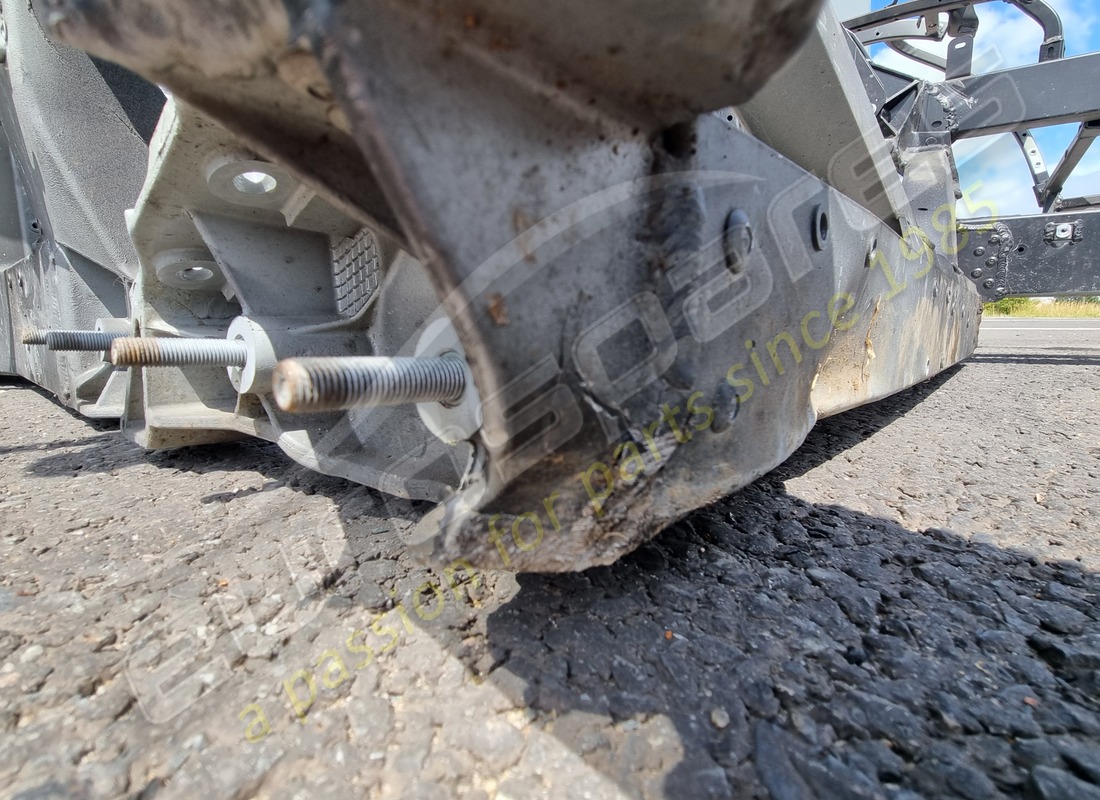 utilisé eurospares châssis avant complet. numéro de pièce eap1427682 (7)