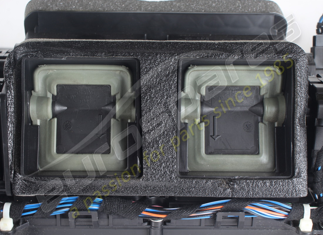 unité de climatisation complète d'occasion ferrari. numéro de pièce 88330900 (7)