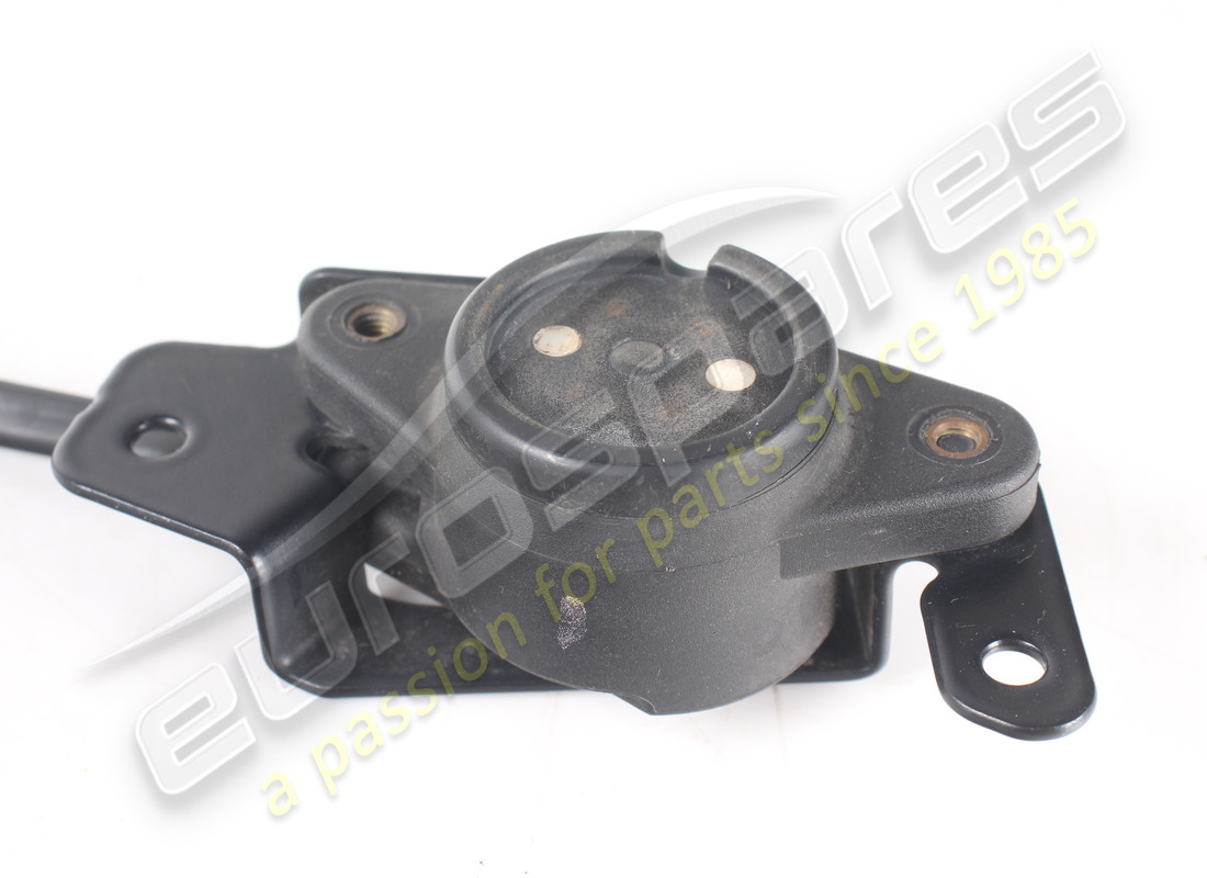 FERRARI PRISE DE CONDITIONNEUR DE BATTERIE UTILISÉE. NUMÉRO DE PIÈCE 314630 (3) ferrari prise de conditionneur de batterie utilisée. numéro de pièce 314630 (3)