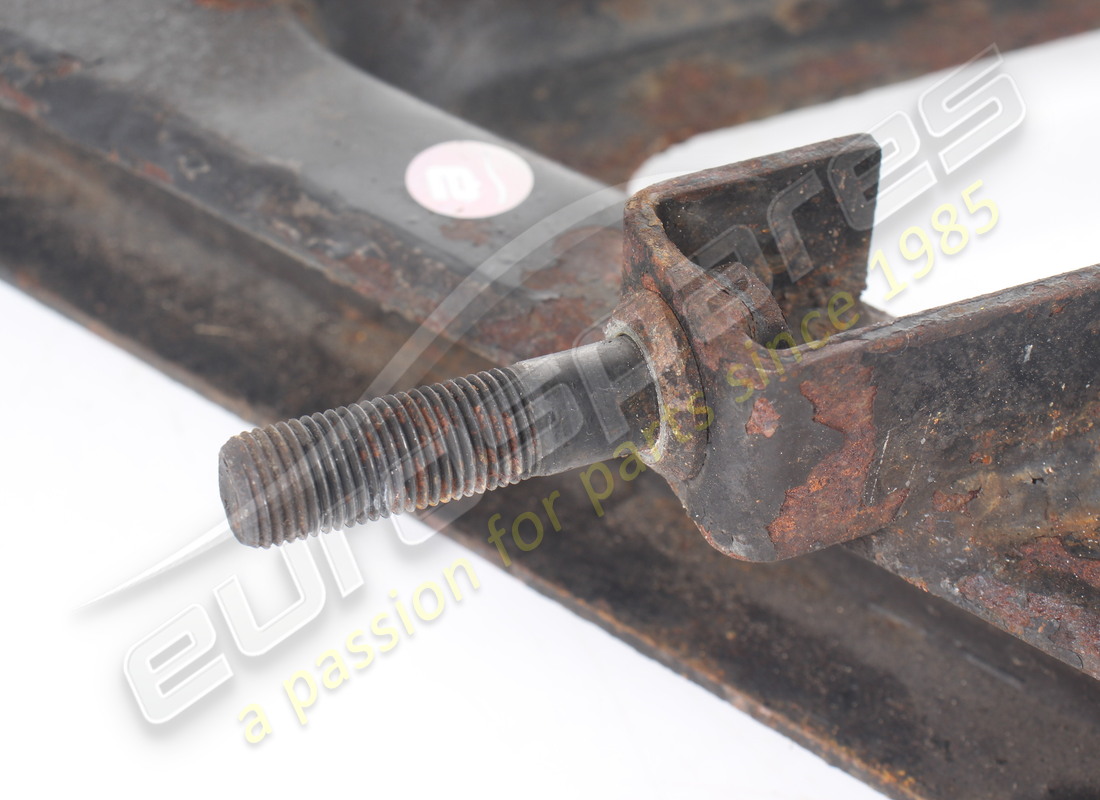 levier inférieur de suspension arrière droit d'occasion ferrari. référence 117805 (4)