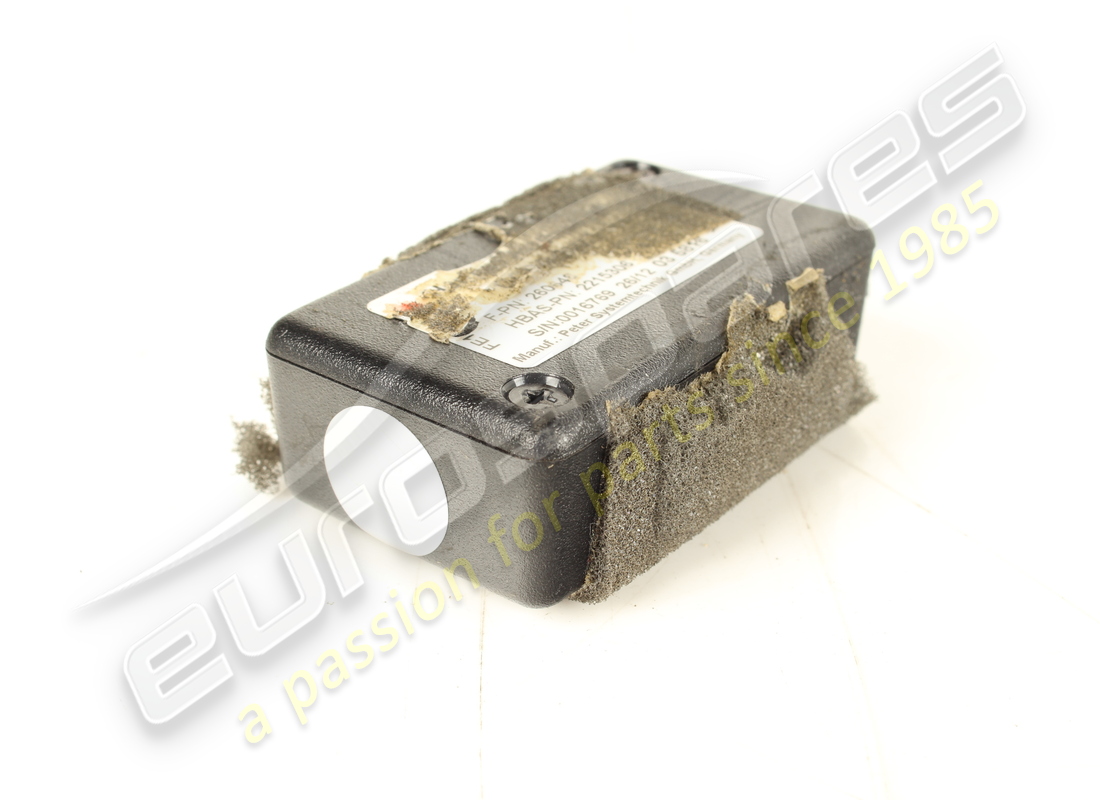 boîte de ferrari canettes utilisées. numéro de pièce 260648 (2)