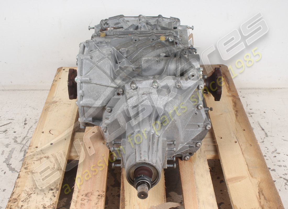 FERRARI BOITE DE VITESSES DCT COMPLÈTE UTILISÉE. NUMÉRO DE PIÈCE 864807 (2) ferrari boite de vitesses dct complète utilisée. numéro de pièce 864807 (2)