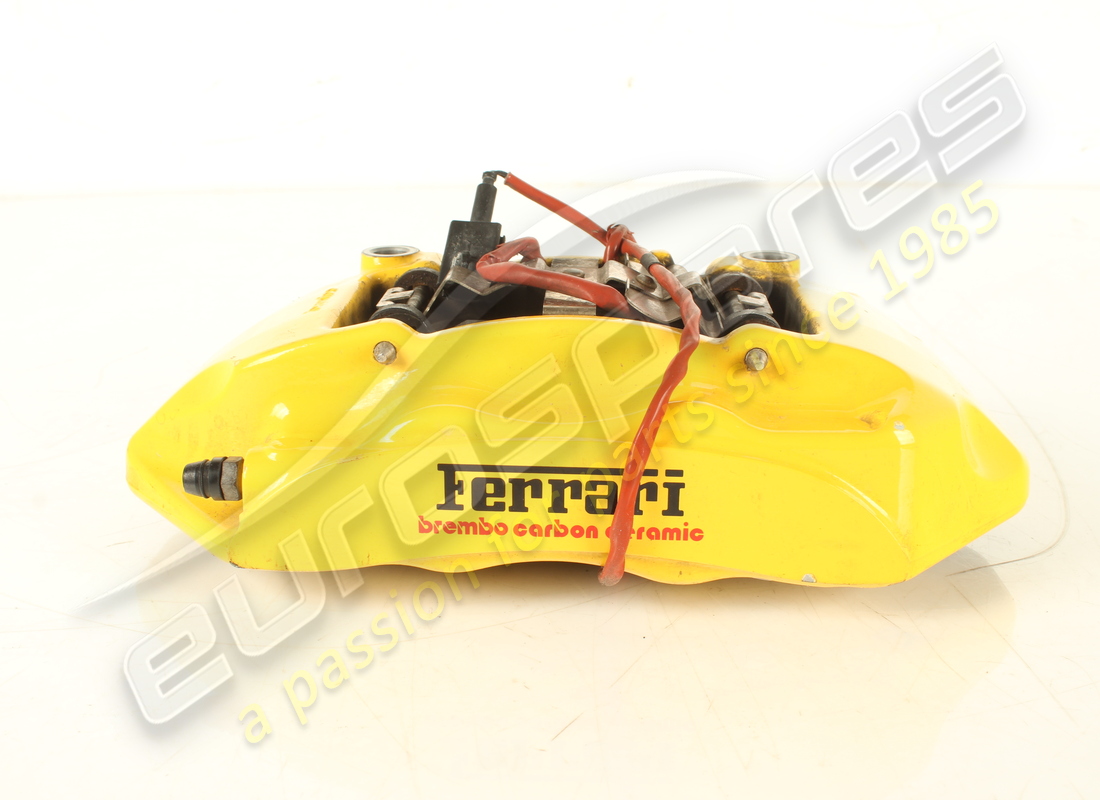 utilisé ferrari étrier arrière droit avec plaquettes. numéro de pièce 282926 (2)